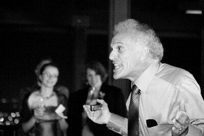 245_443